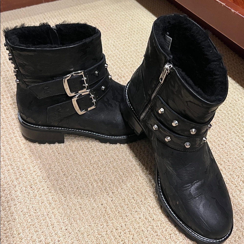 cute snow and weather boot made in italy